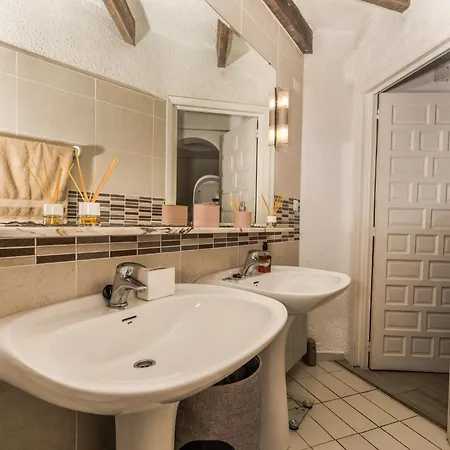 Villa Casa Au Lilas Rosa