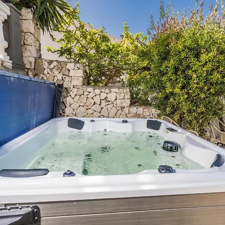 Casa Au Lilas Rosa Villa *