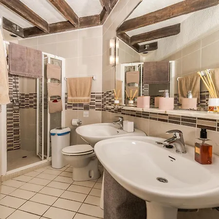 Villa Casa Au Lilas Rosa